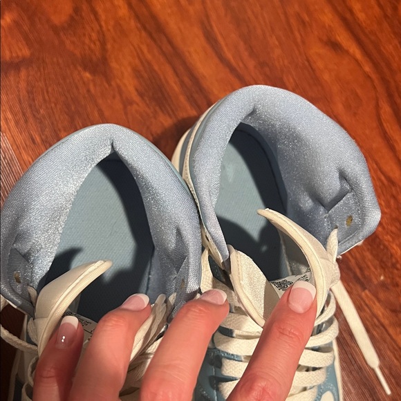 Women’s Nike Air Jordan Mid Sneakers Blue & White Size 10 - Picture 5 of 9